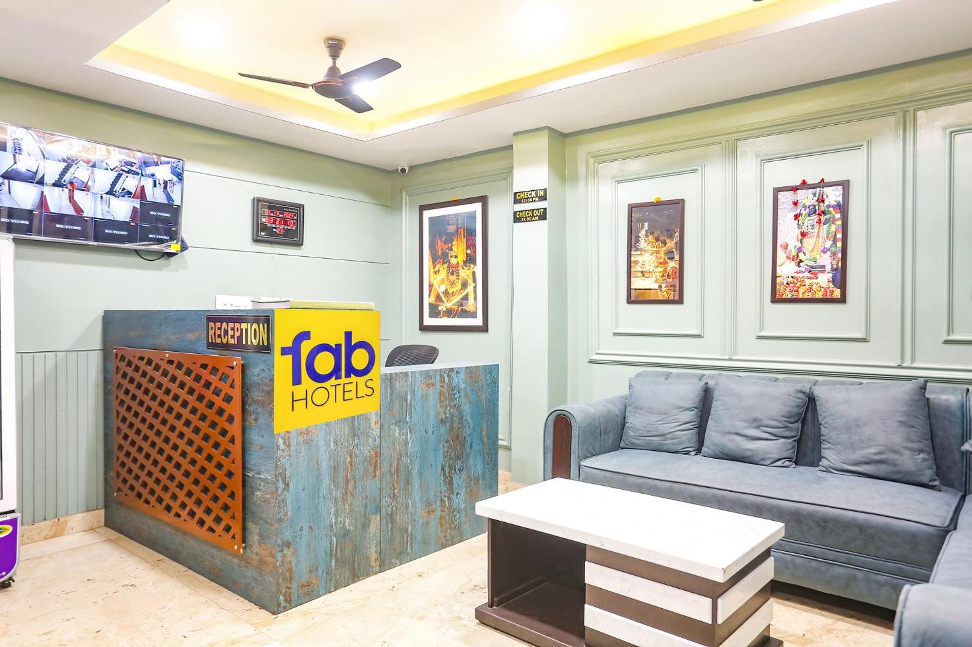 Fabhotel Hari Kunj 900 M From Kashi Vishwanath Temple فاراناسي المظهر الخارجي الصورة